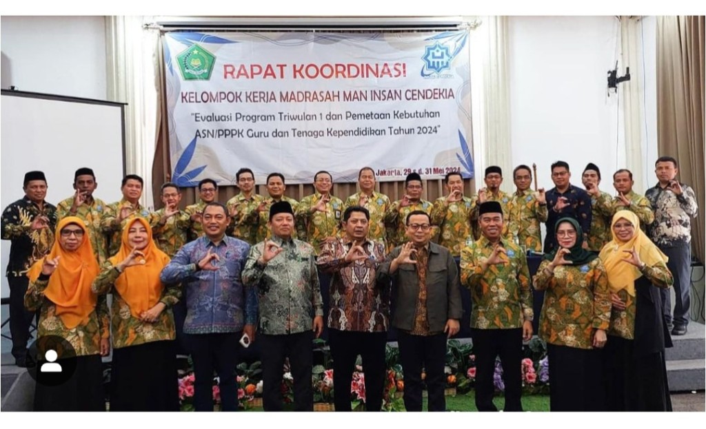 Kepala Madrasah dan Kaur TU MAN IC Tapsel hadiri rakor KKM MAN Insan Cendekia