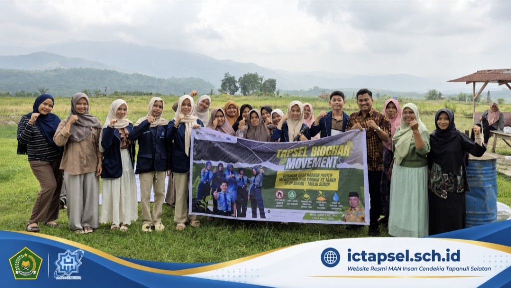 Laksanakan Uji publik riset, Murid MAN IC Tapsel Uji Gagasan “Biochar” Bersama Warga Situmba Julu