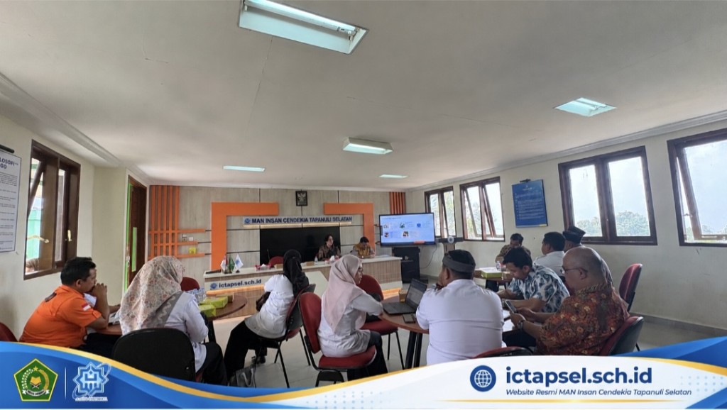 MAN IC Tapsel Jadi Ruang Strategis Kajian Nasional, Dorong Akses Digital untuk Pemulihan Pendidikan Pascabencana